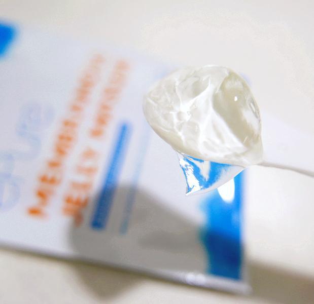
                  
                    水潤肌膚重生面膜套裝 - éPure
                  
                