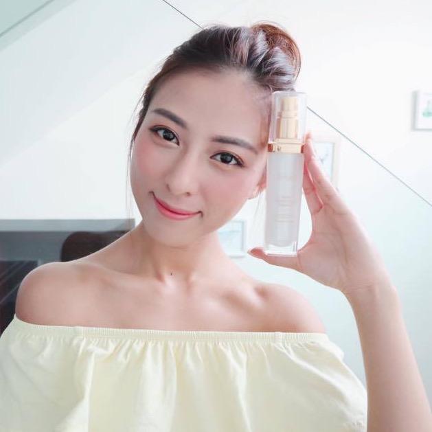 
                  
                    完美素肌防曬精華 (SPF30) - éPure
                  
                